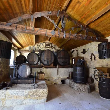 Quinta De Santa Comba 3*